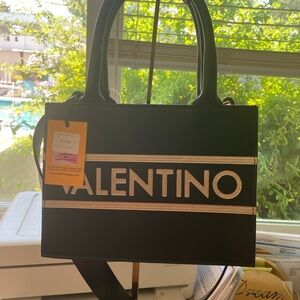 BRAND NEW VALENTINO HAND BAG